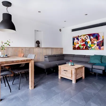 Touch Of The Sea Apartment